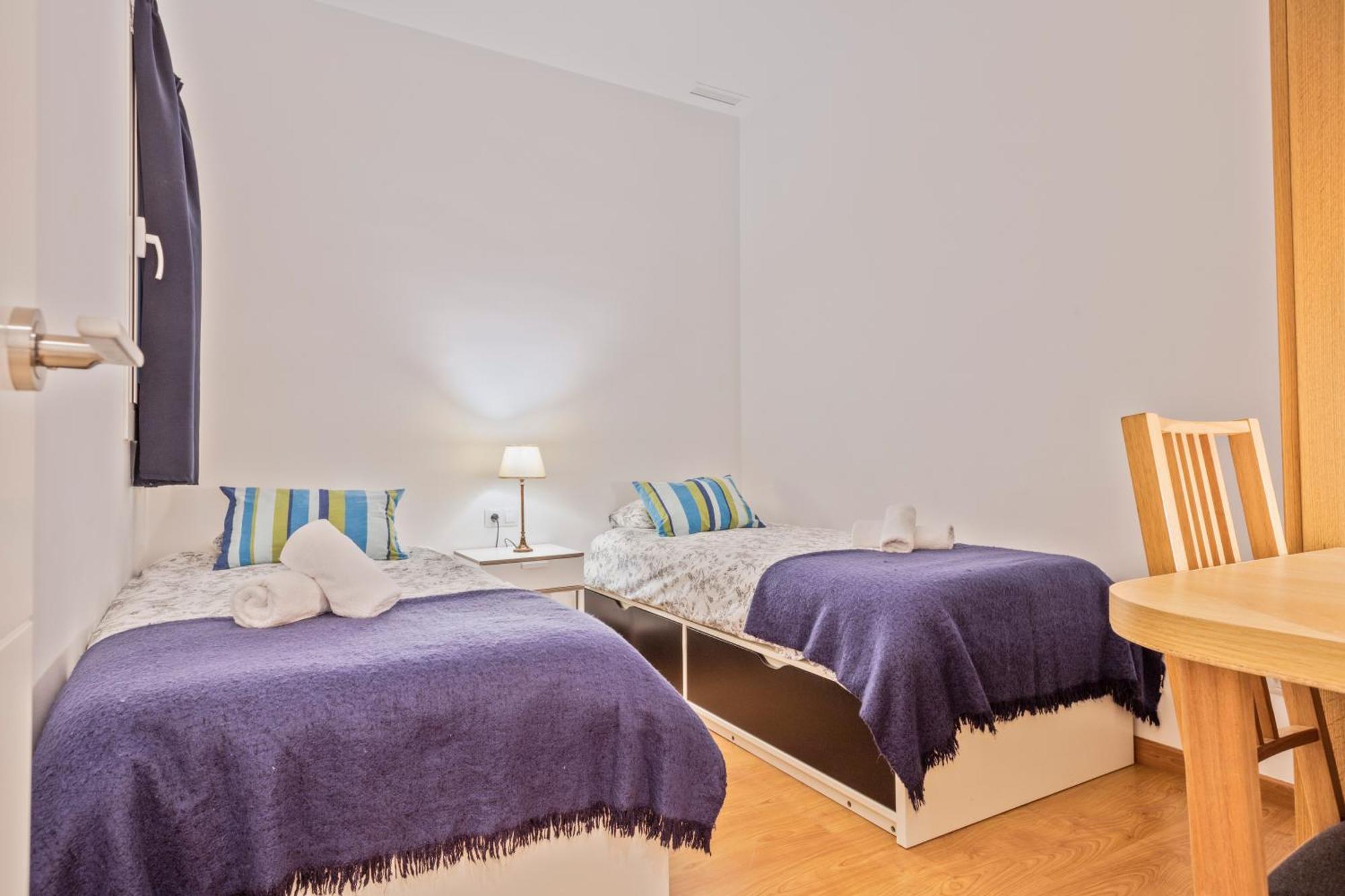Apartament Cozy With 21